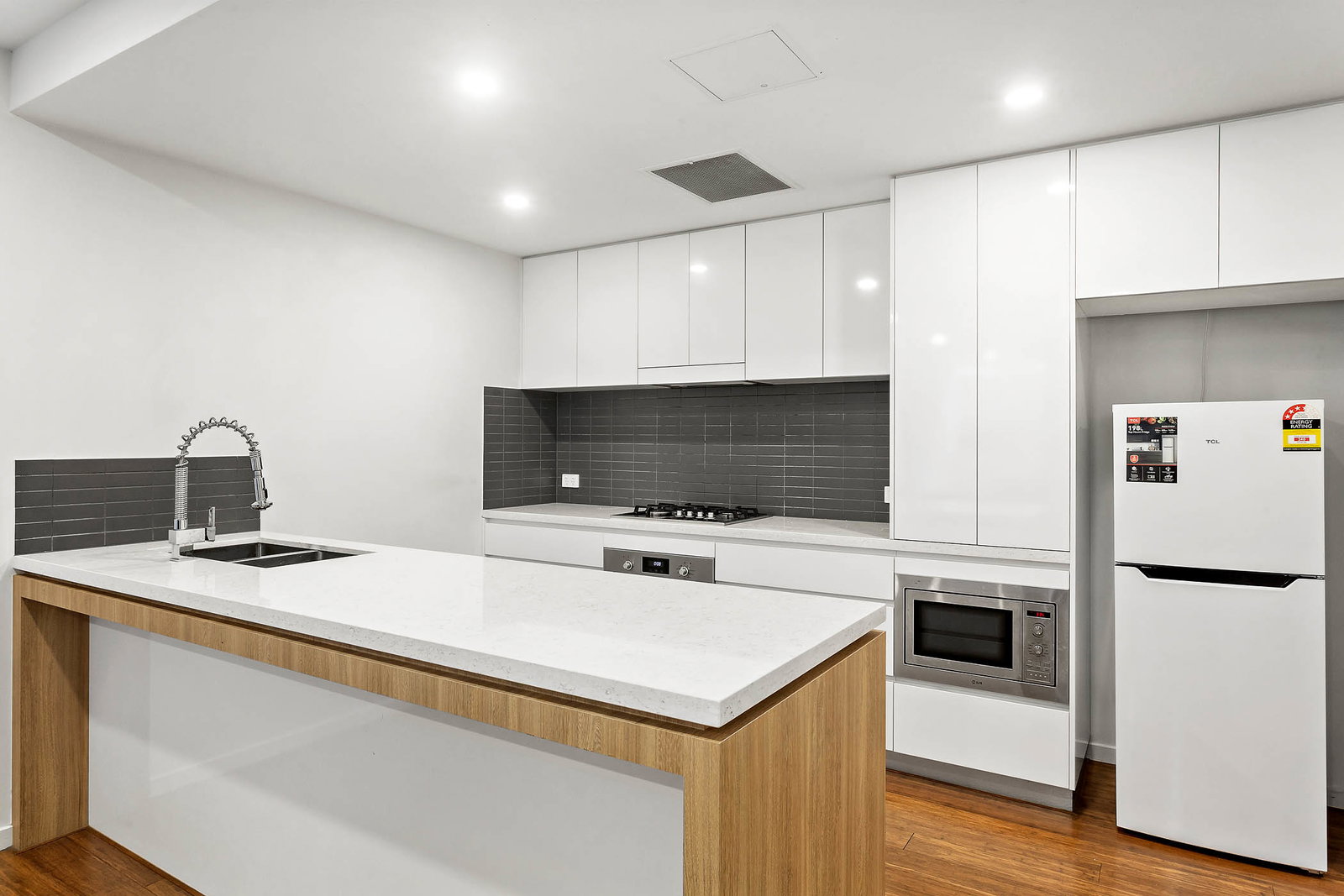 9/158 Norman Avenue, Norman Park, QLD, 4170, Norman Park - Thumbnail 3