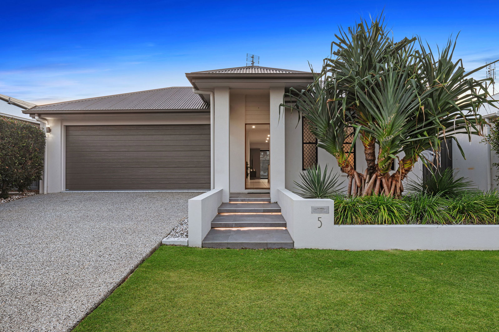 5 Haslewood Crescent, Meridan Plains, QLD, 4551, Meridan Plains - Thumbnail 2