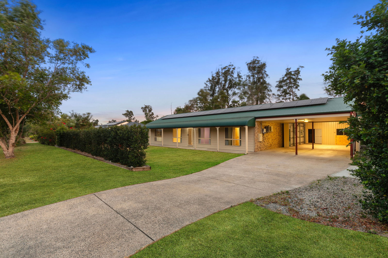 14 Sidney Drive, Beerwah, QLD, 4519, Beerwah - Thumbnail 2