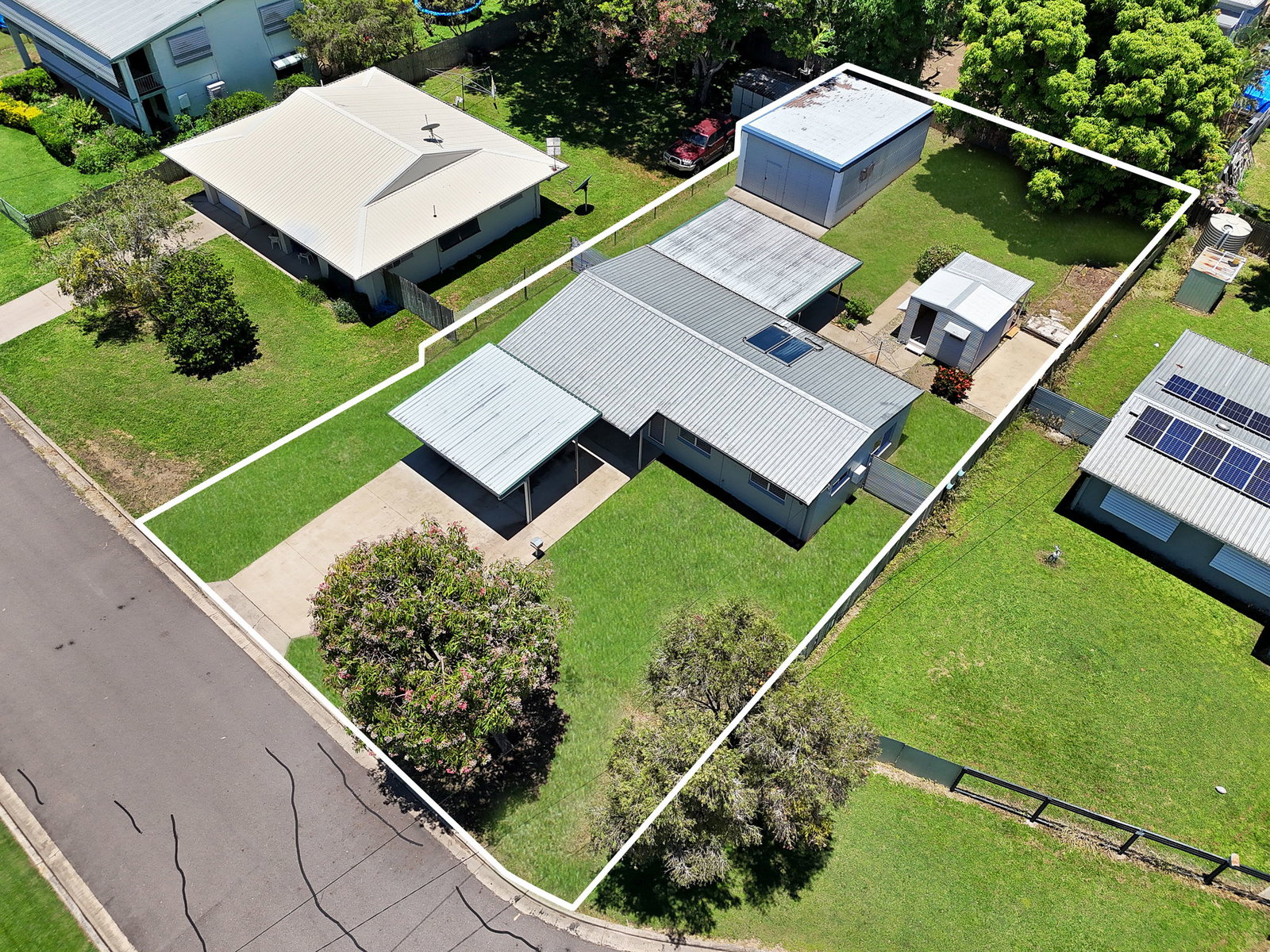 43 Sharon Crescent, Kelso, QLD, 4815, Kelso - Thumbnail 5