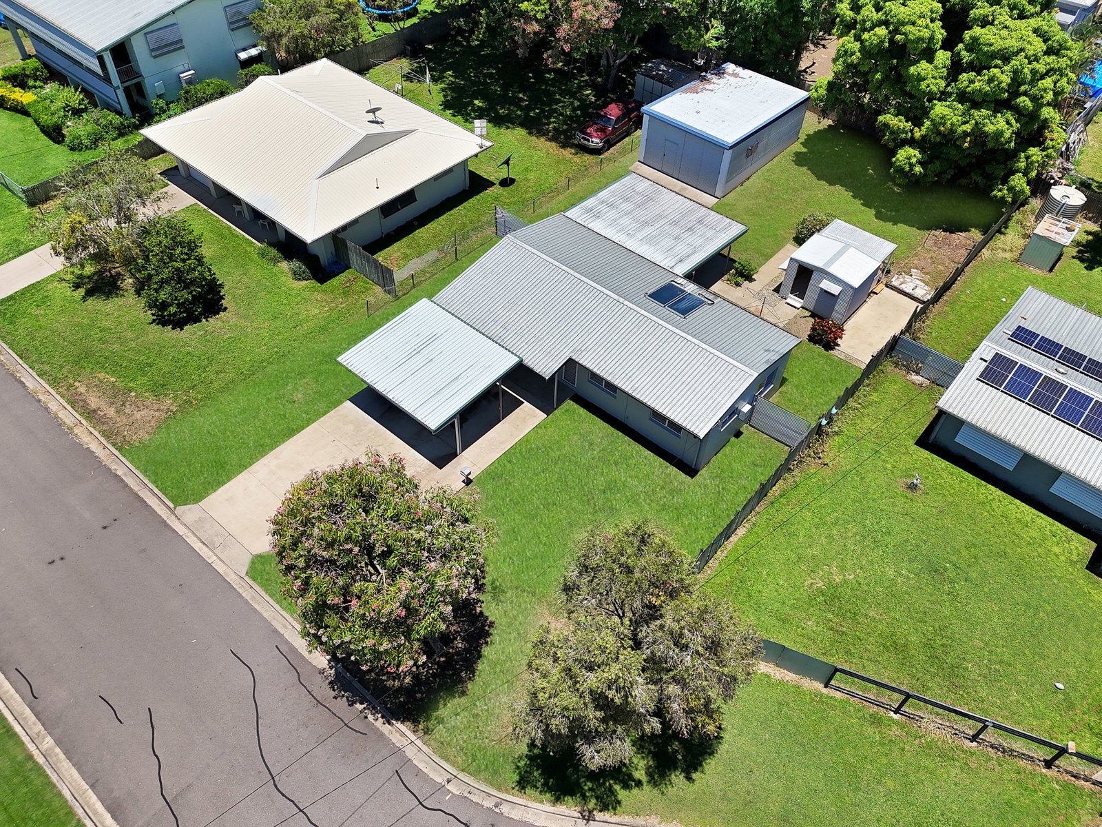 43 Sharon Crescent, Kelso, QLD, 4815, Kelso - Thumbnail 8