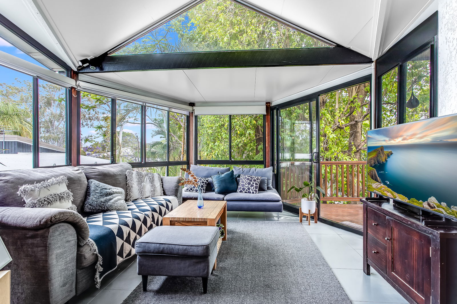 Main listing image for 2/10 Keltie Street, Taringa  QLD  4068