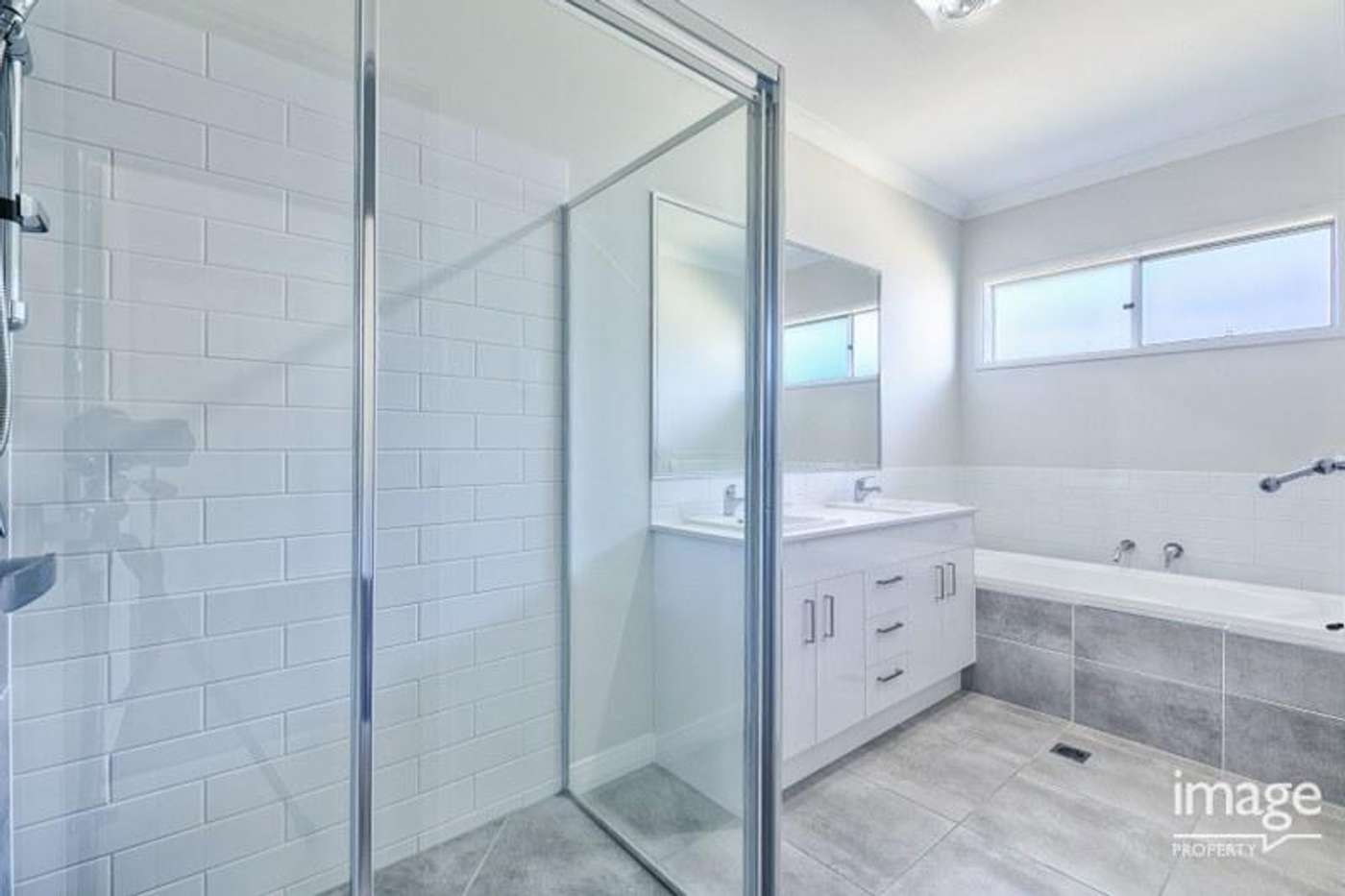 15 Kookaburra Circuit, Maudsland, QLD, 4210, Maudsland - Thumbnail 5
