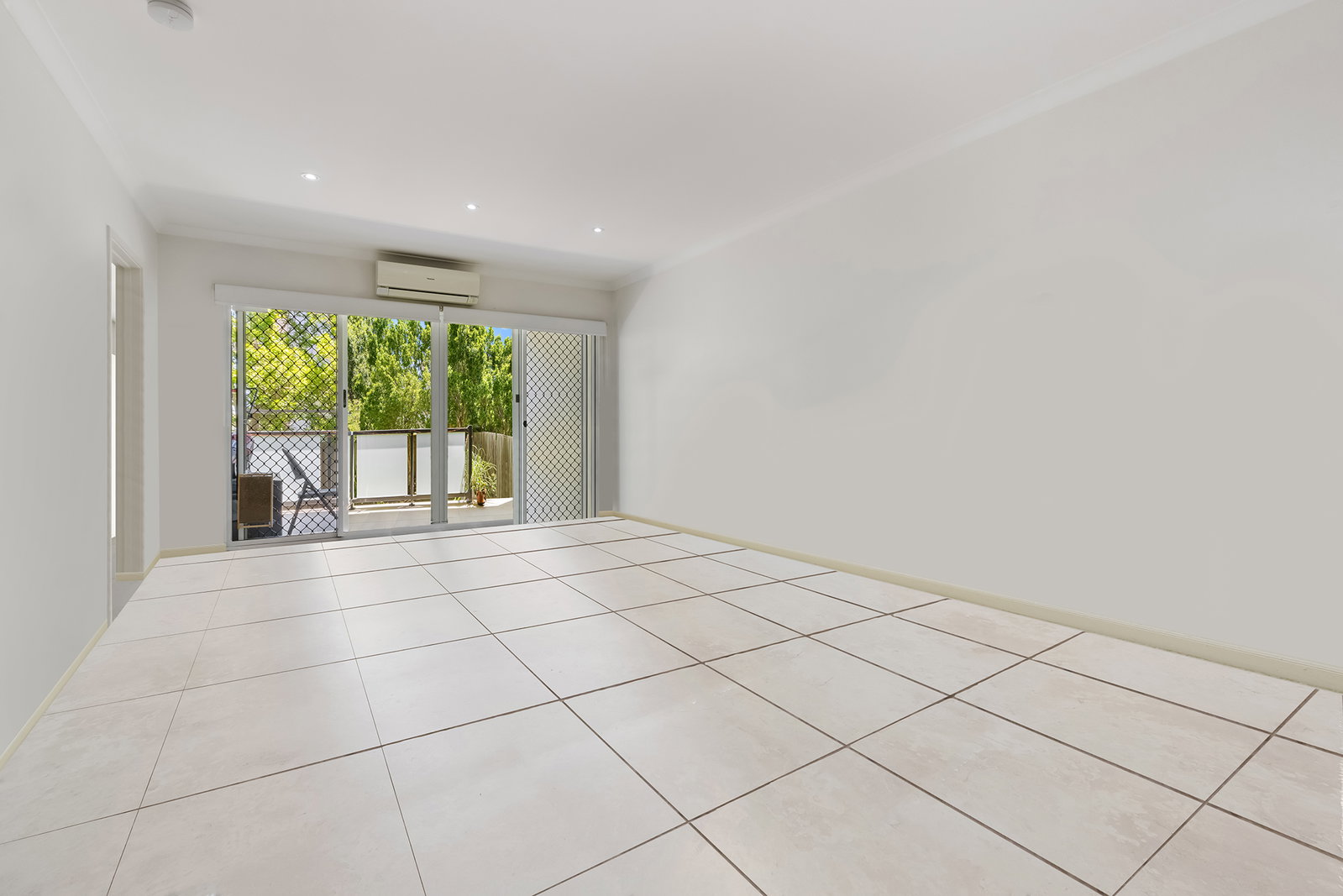 1/12 Lyon Street, Moorooka, QLD, 4105, Moorooka - Thumbnail 3