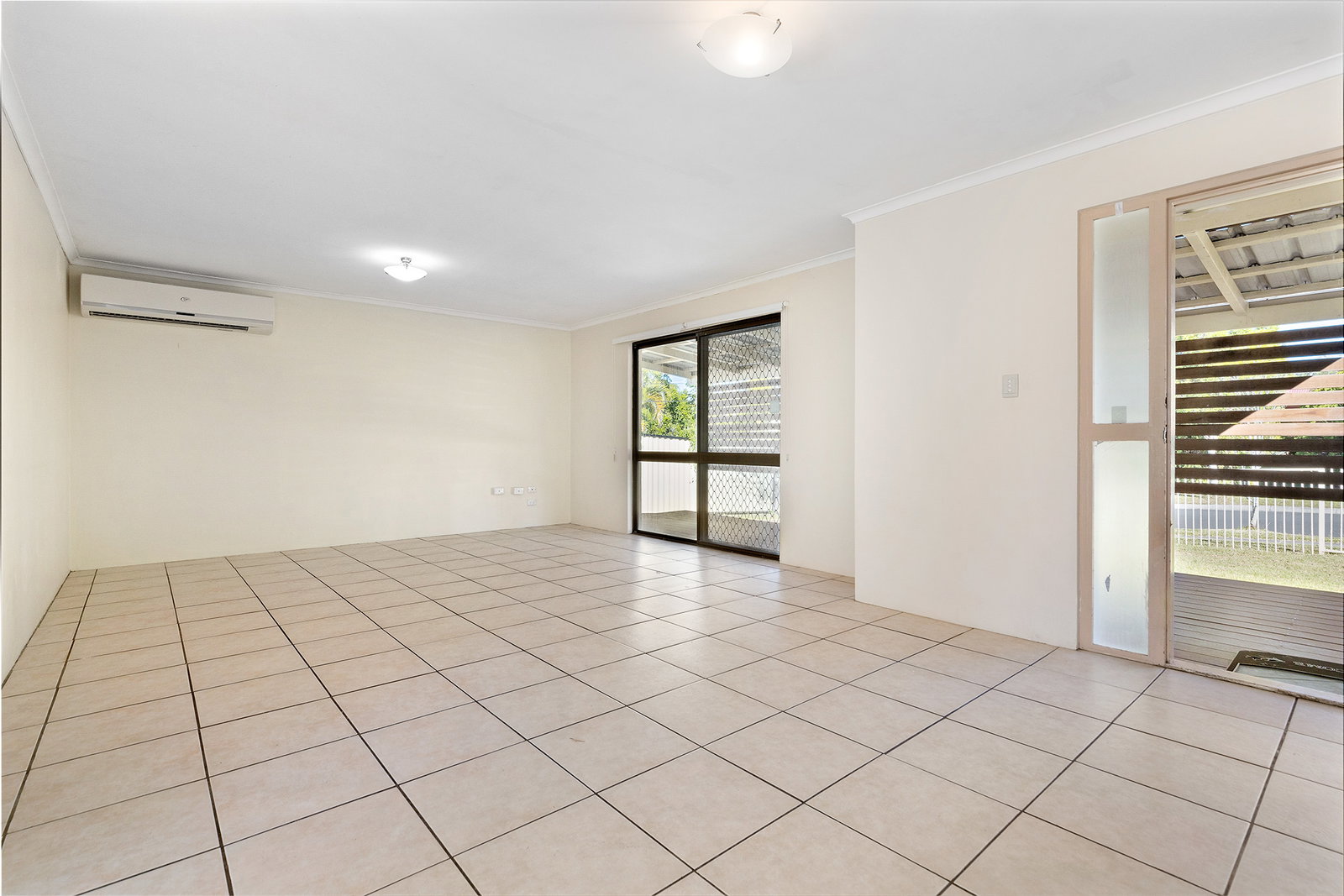48 Ironwood Street, Crestmead, QLD, 4132, Crestmead - Thumbnail 3