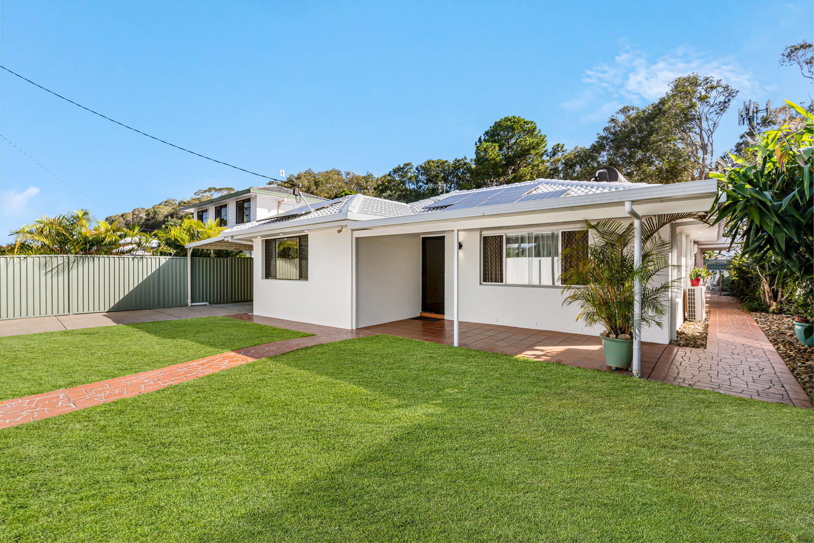 101 Mallawa Drive, Palm Beach, QLD, 4221, Palm Beach - Thumbnail 2