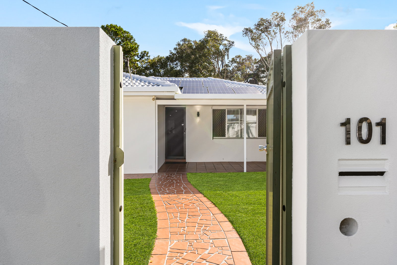 101 Mallawa Drive, Palm Beach, QLD, 4221, Palm Beach - Thumbnail 4