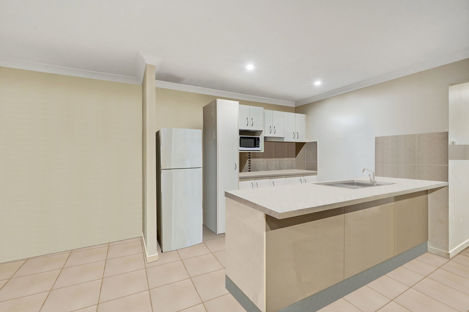 1/20a Hollanders Crescent, Kelso, QLD, 4815, Kelso - Thumbnail 4