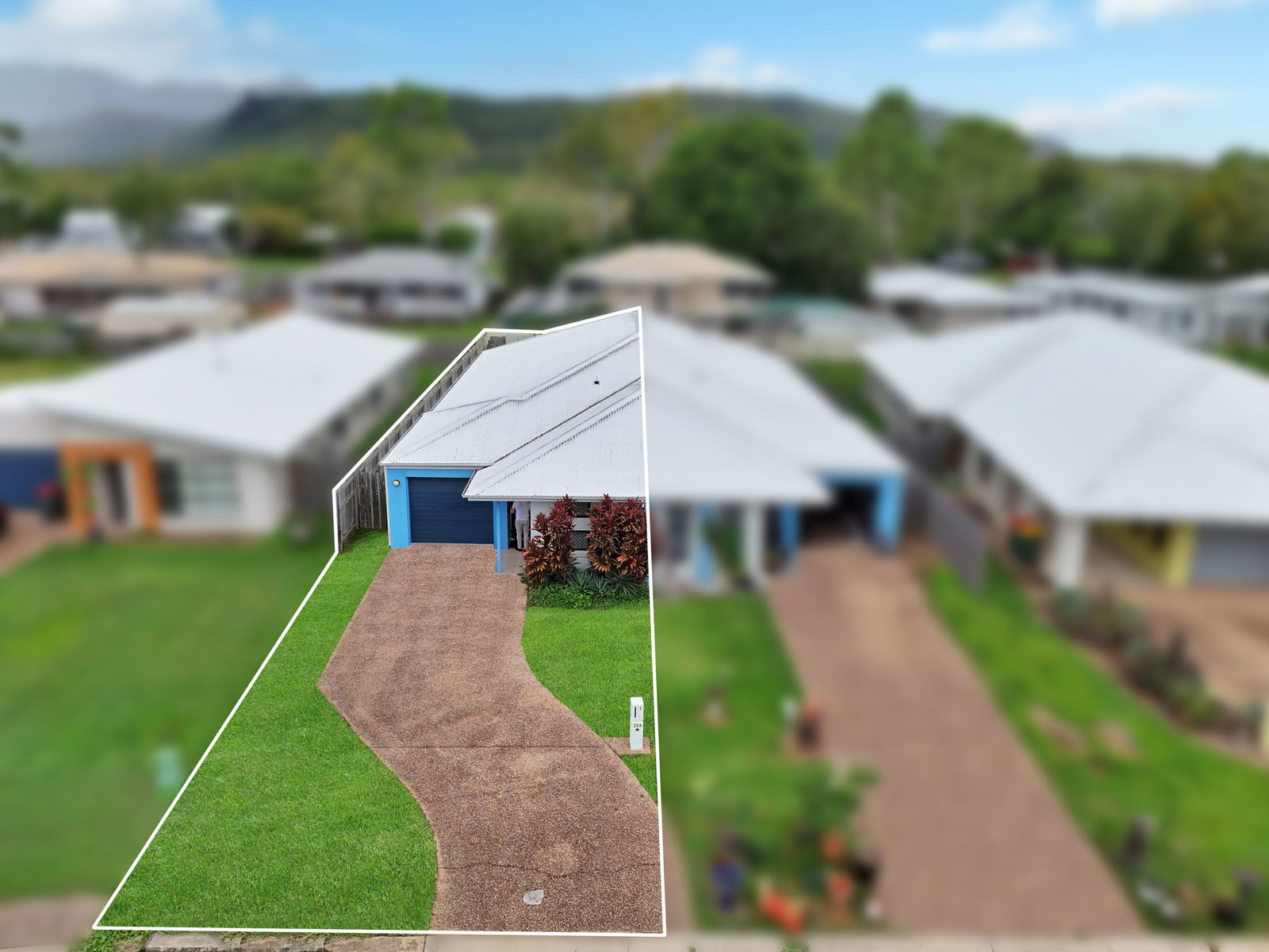 1/20a Hollanders Crescent, Kelso, QLD, 4815, Kelso - Thumbnail 2