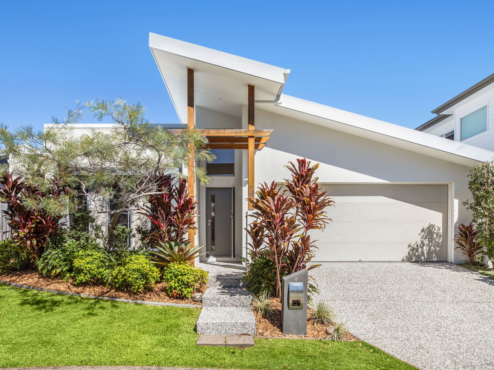 Main listing image for 8 Causeway Court, Mountain Creek  QLD  4557