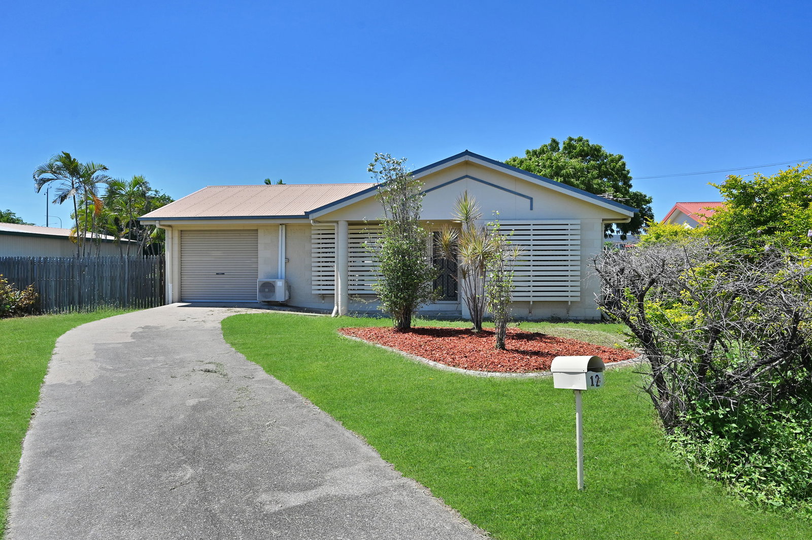 12 Black Braes Court, Mount Louisa, QLD, 4814, Mount Louisa - Thumbnail 4