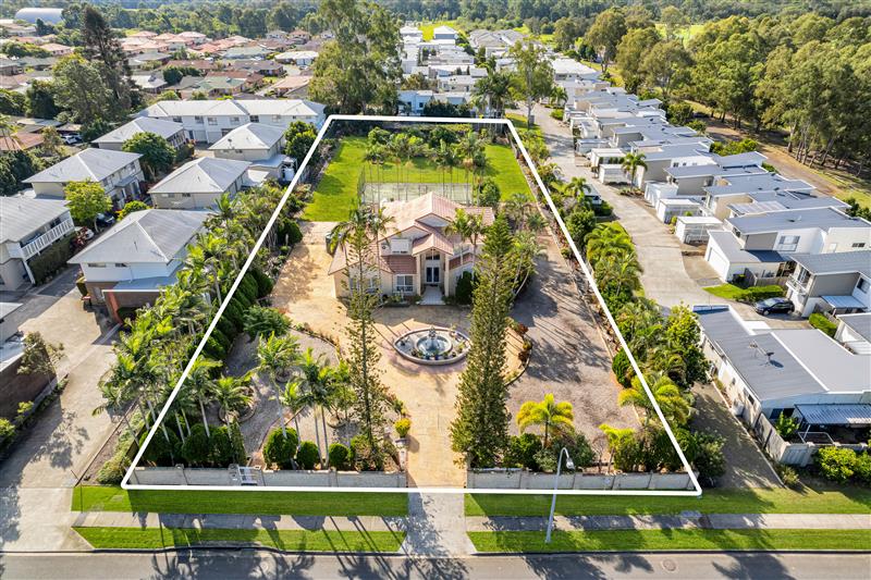 Main listing image for 208 Meadowlands Road, Carina  QLD  4152