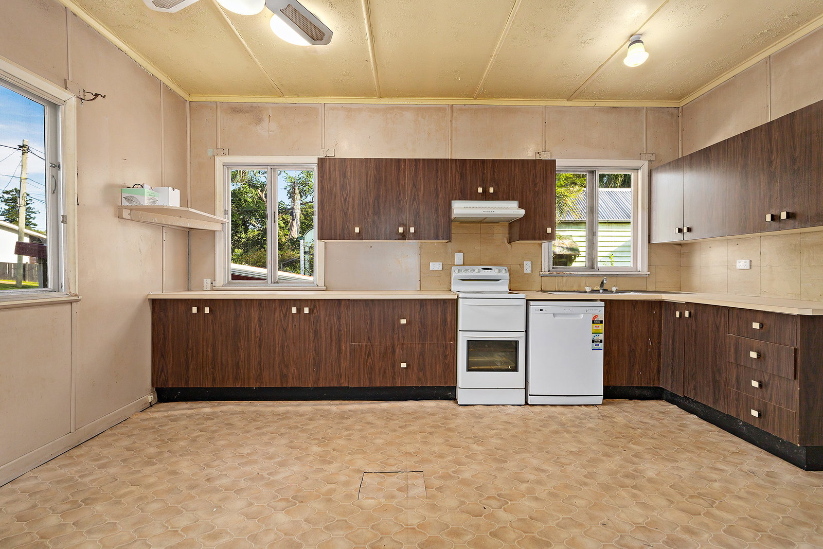 14 Willard Street, Tivoli, QLD, 4305, Tivoli - Thumbnail 4