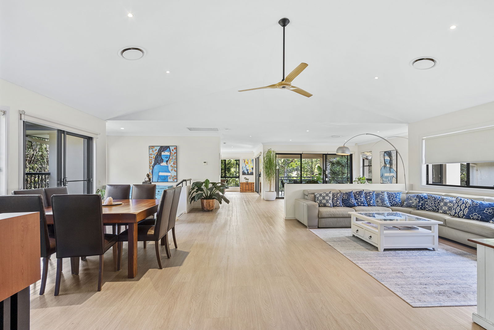 Main listing image for 2 Northpoint Close, Robina  QLD  4226