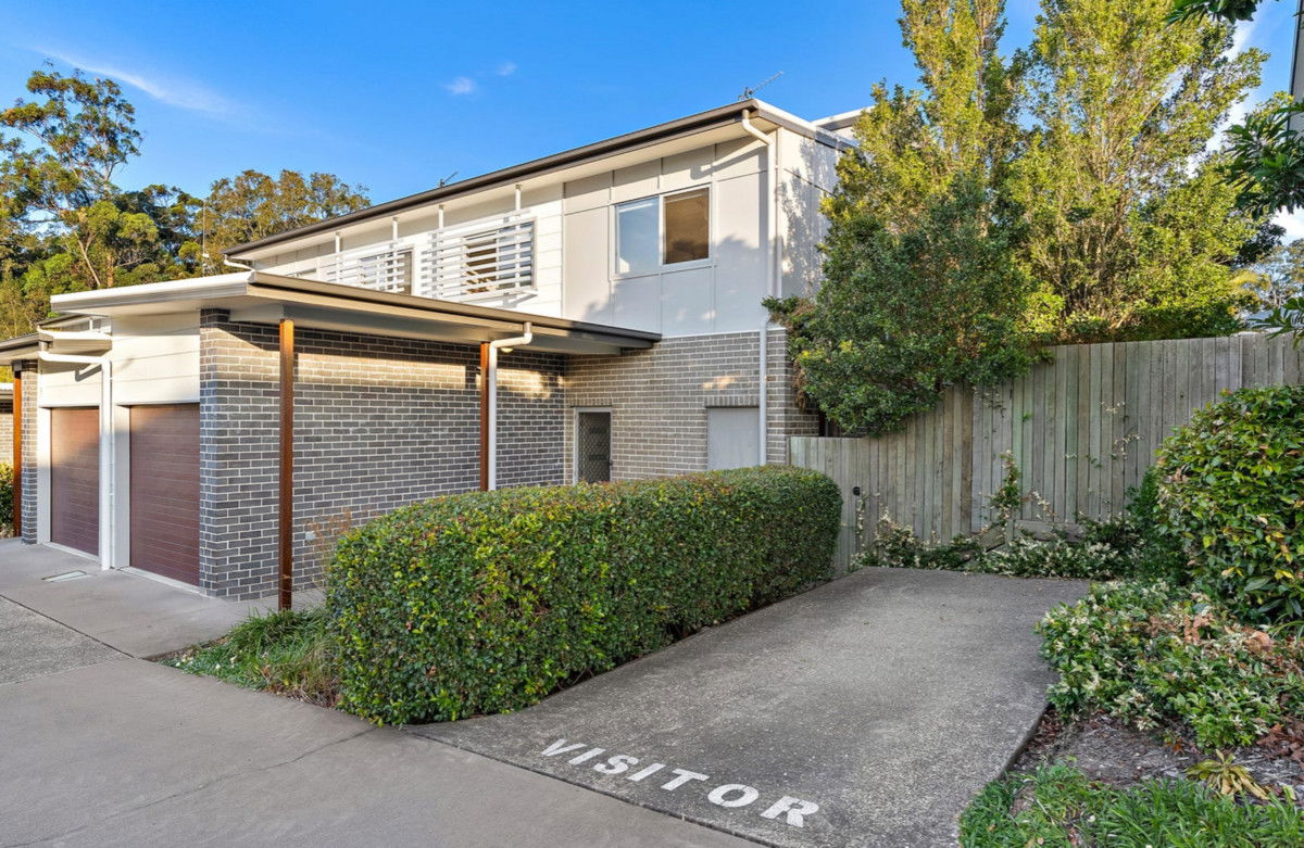 Main listing image for 4/17 Greensboro Place, Little Mountain  QLD  4551