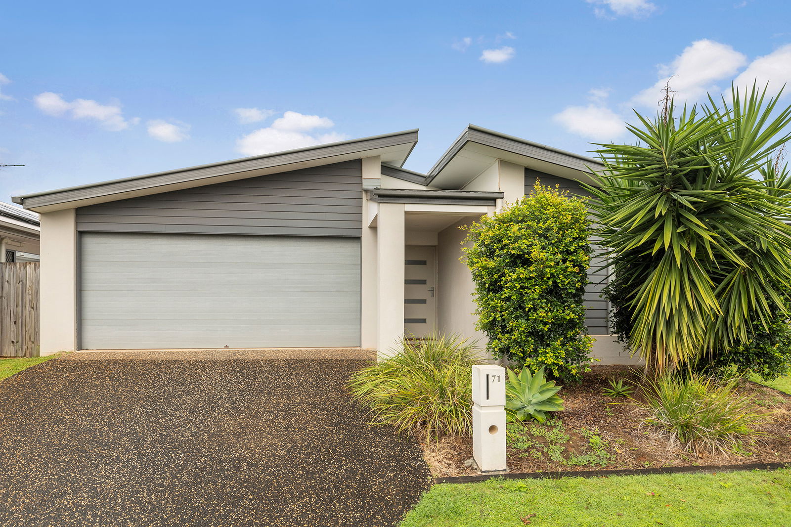 Main listing image for 71 Swansea Circuit, Redland Bay  QLD  4165