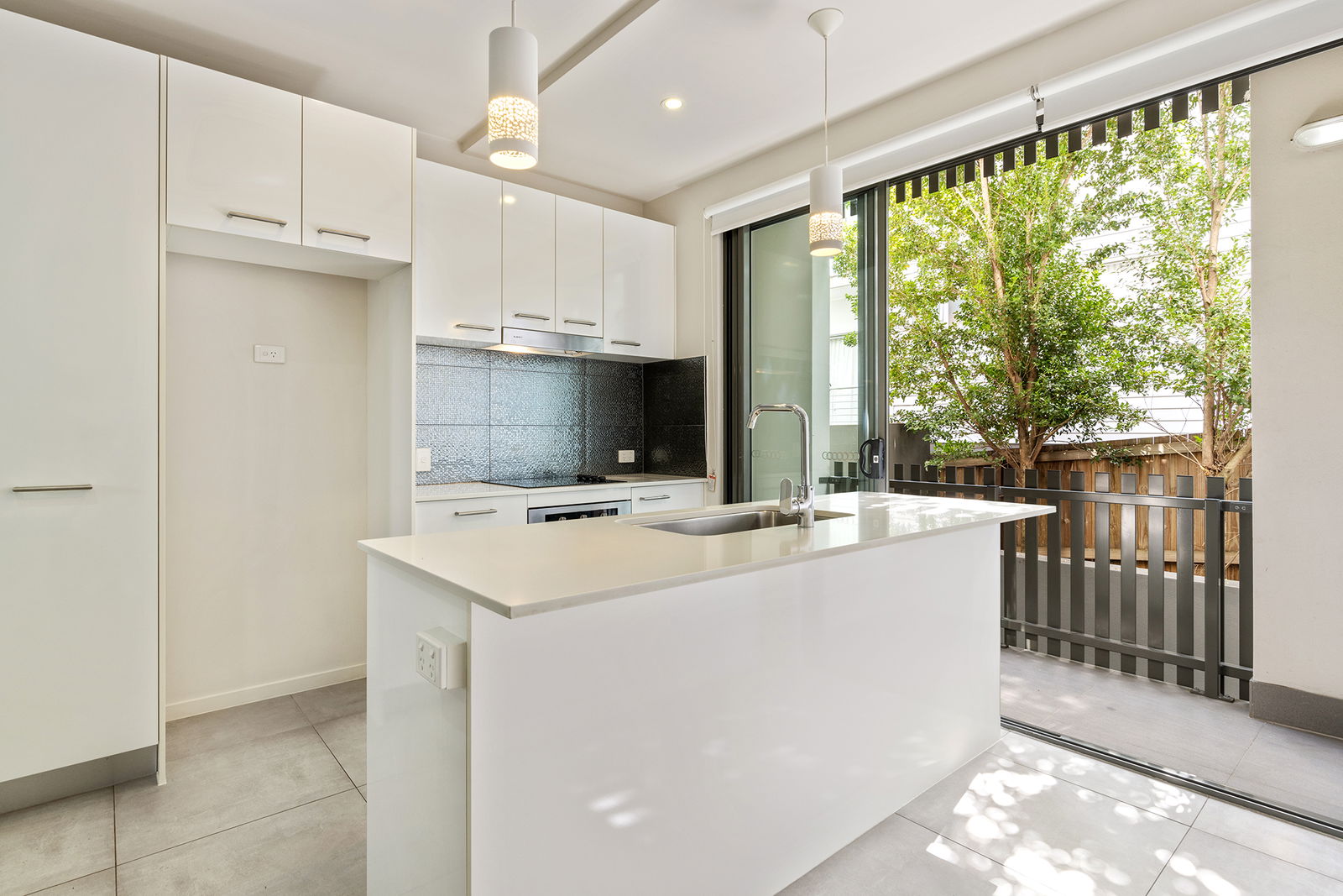 Main listing image for 4/15 Lytton Road, Bulimba  QLD  4171