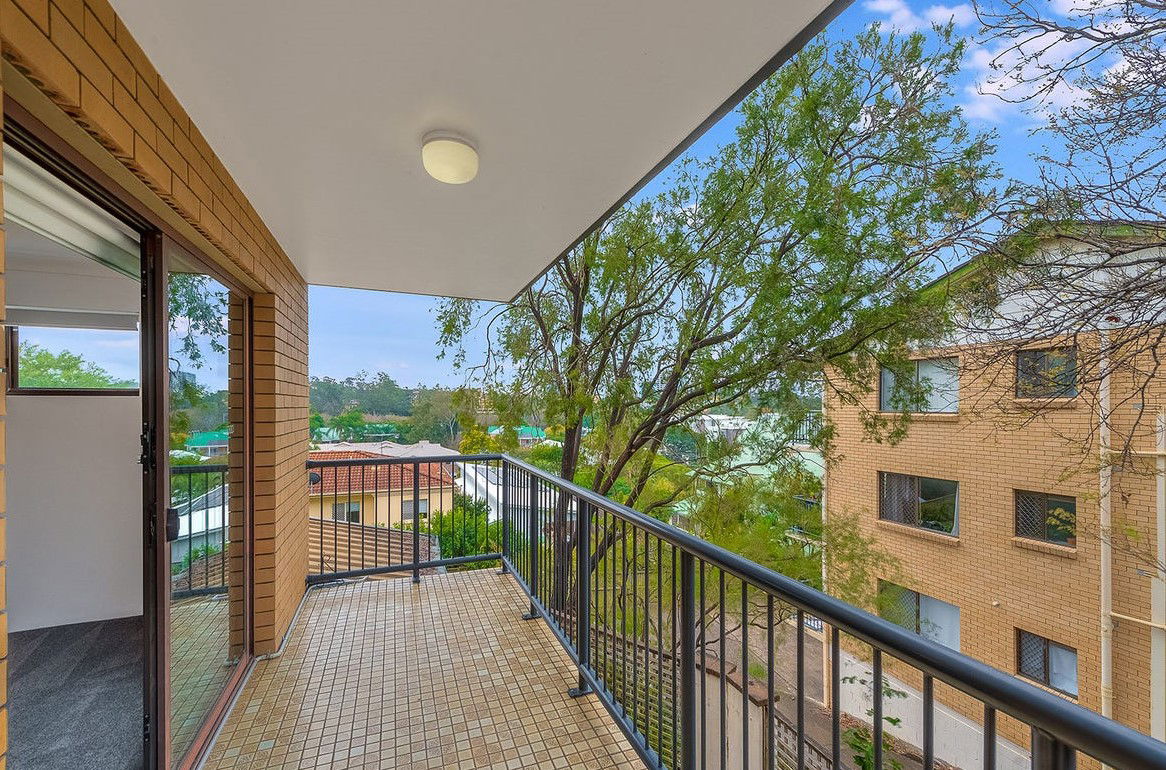 Main listing image for 3/11 Ada Street, Taringa  QLD  4068