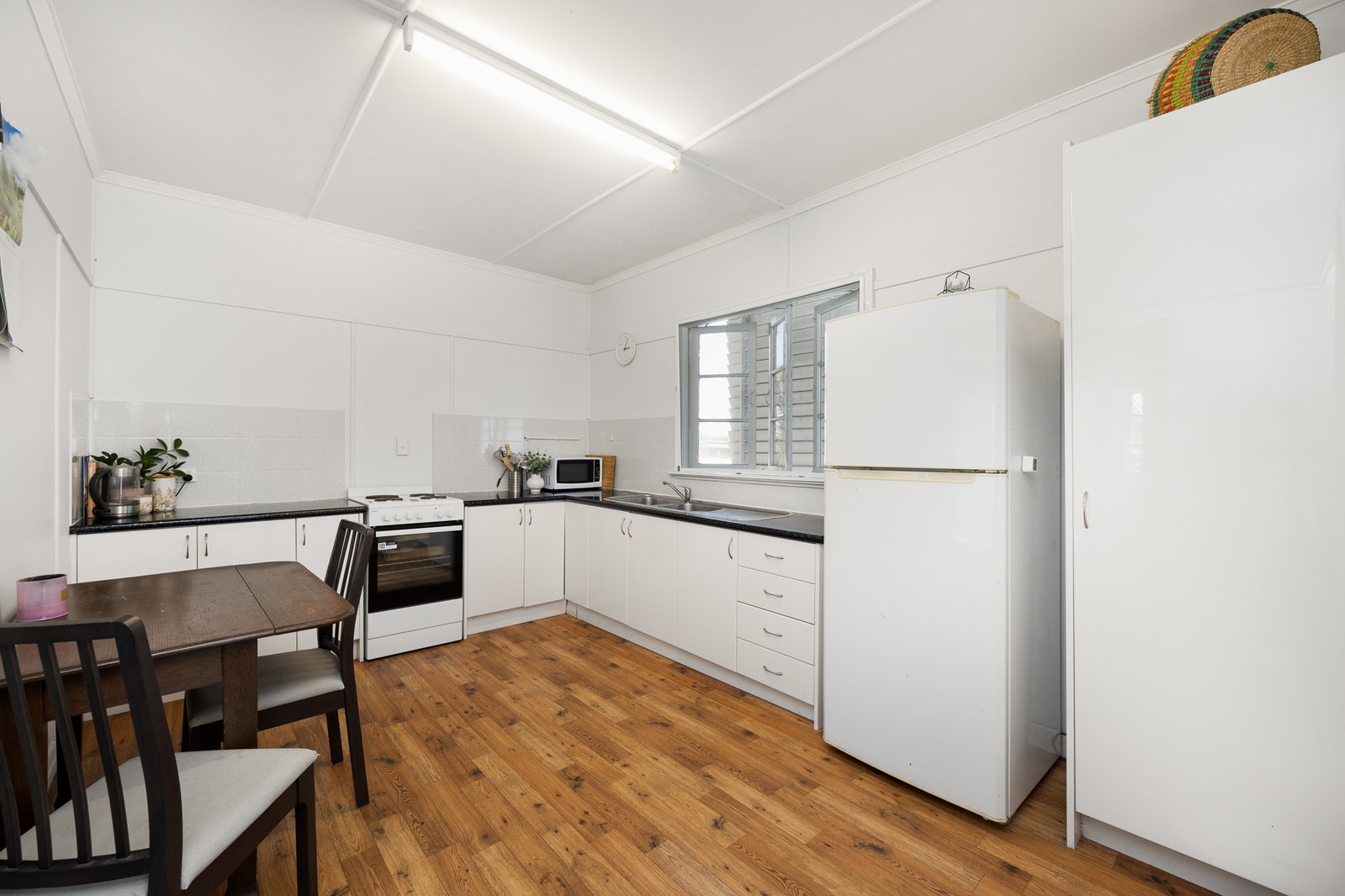 3 Cambridge Street, Silkstone, QLD, 4304, Silkstone - Thumbnail 5