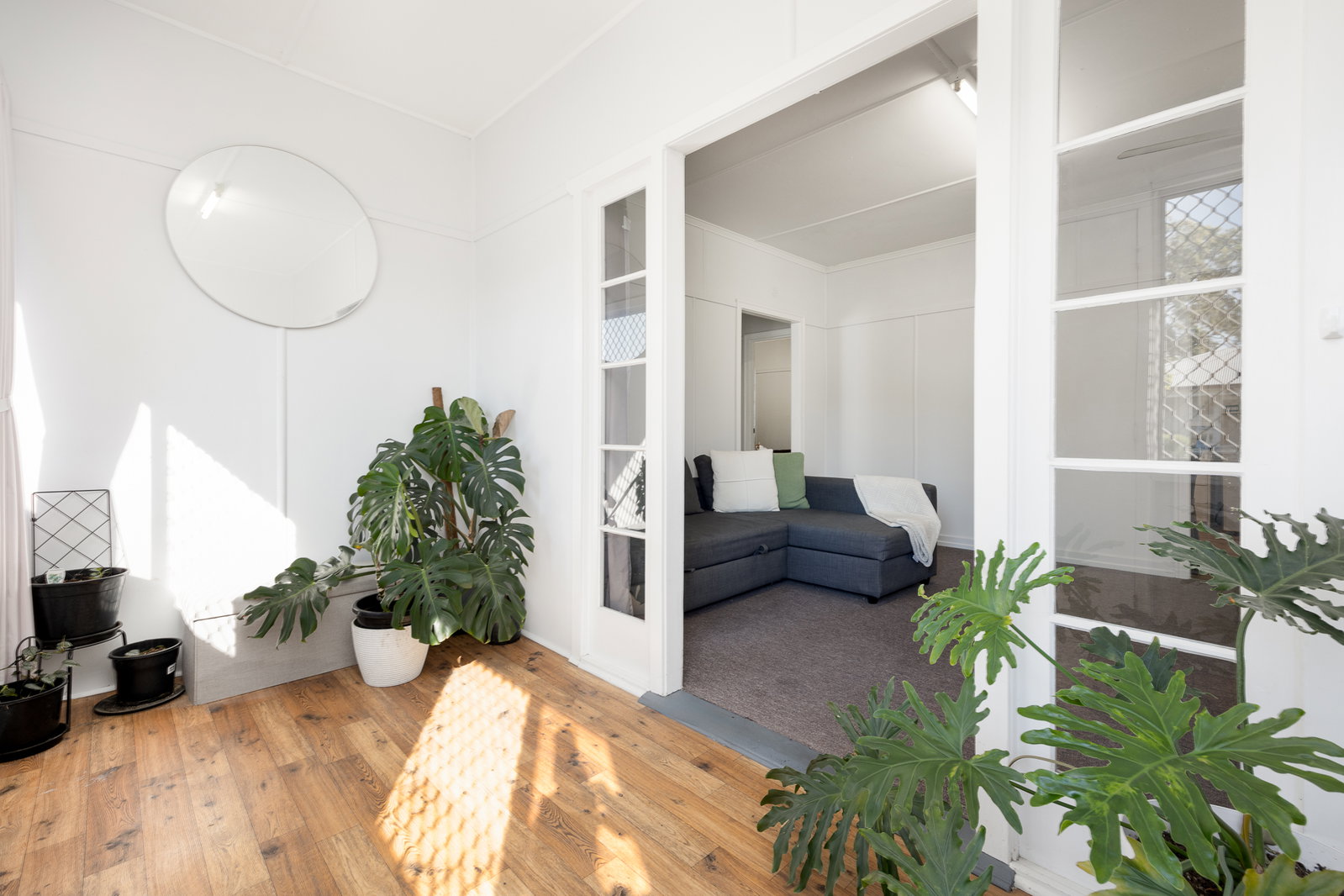 3 Cambridge Street, Silkstone, QLD, 4304, Silkstone - Thumbnail 2