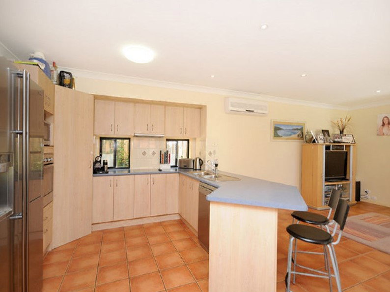 5 Makemo Street, Pacific Pines, QLD, 4211, Pacific Pines - Thumbnail 3