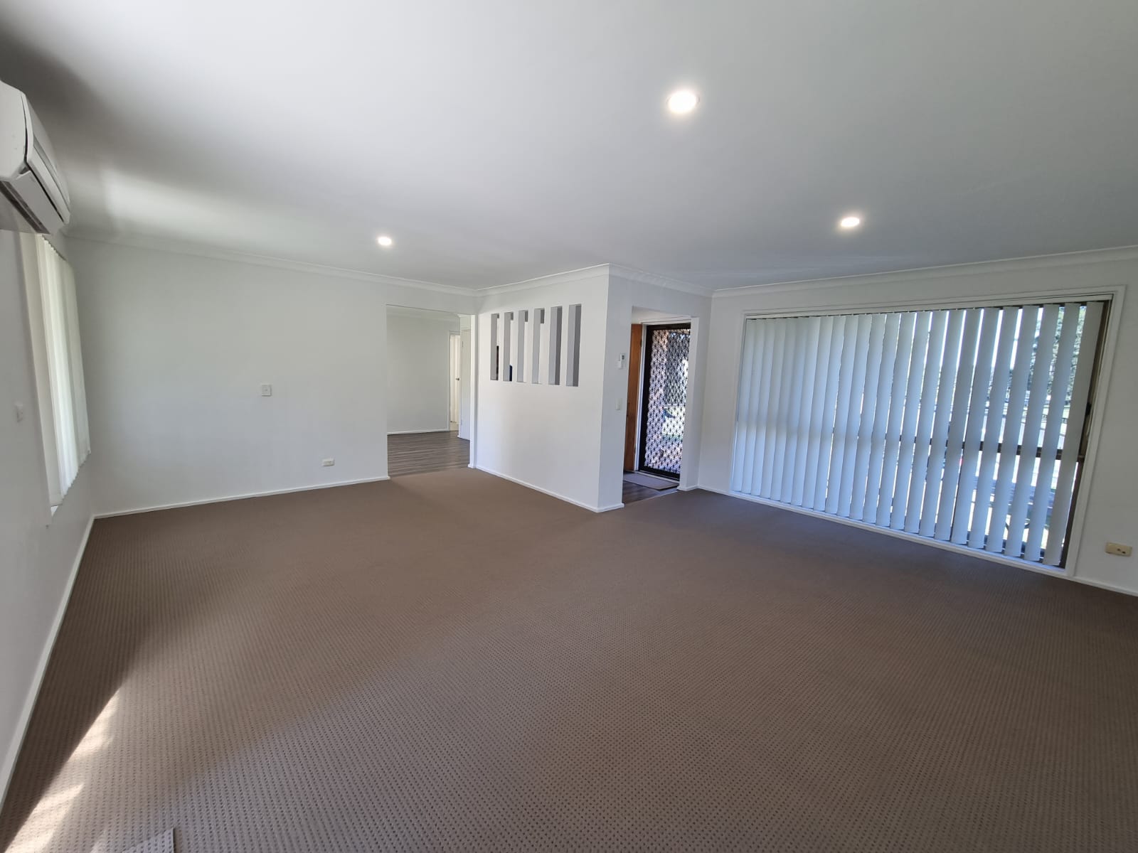 35 Kallaroo Crescent, Ashmore, QLD, 4214, Ashmore - Thumbnail 3