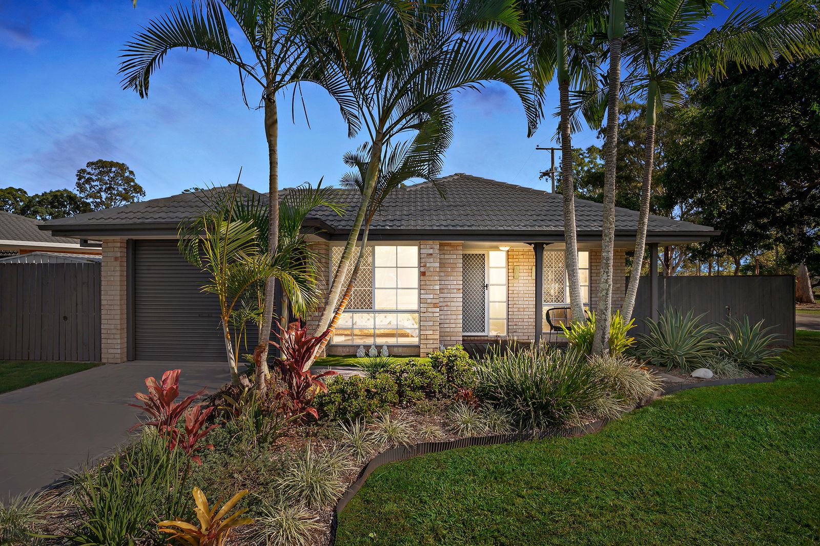 Main listing image for 2 Walton Crescent, Murrumba Downs  QLD  4503