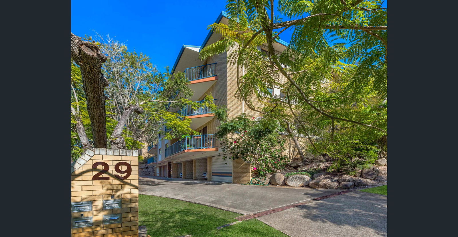 Main listing image for 10/29 Bellevue Terrace, St Lucia  QLD  4067