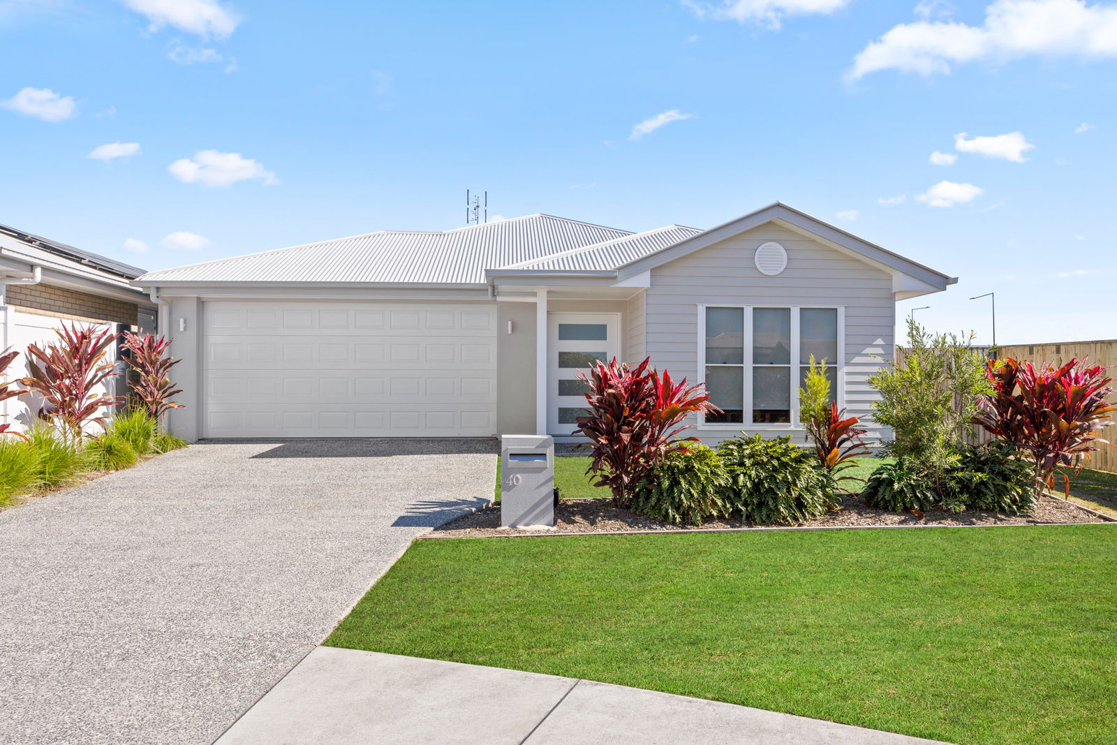 Main listing image for 40 Valley Crescent, Palmview  QLD  4553