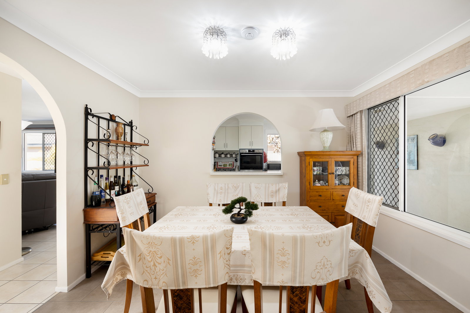 6 Noella Court, Sorrento, QLD, 4217, Sorrento - Thumbnail 7