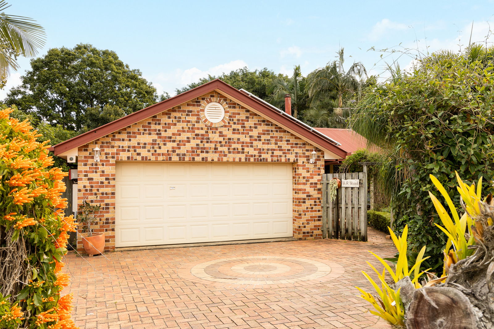 Main listing image for 8 Butterfly Drive, Kallangur  QLD  4503