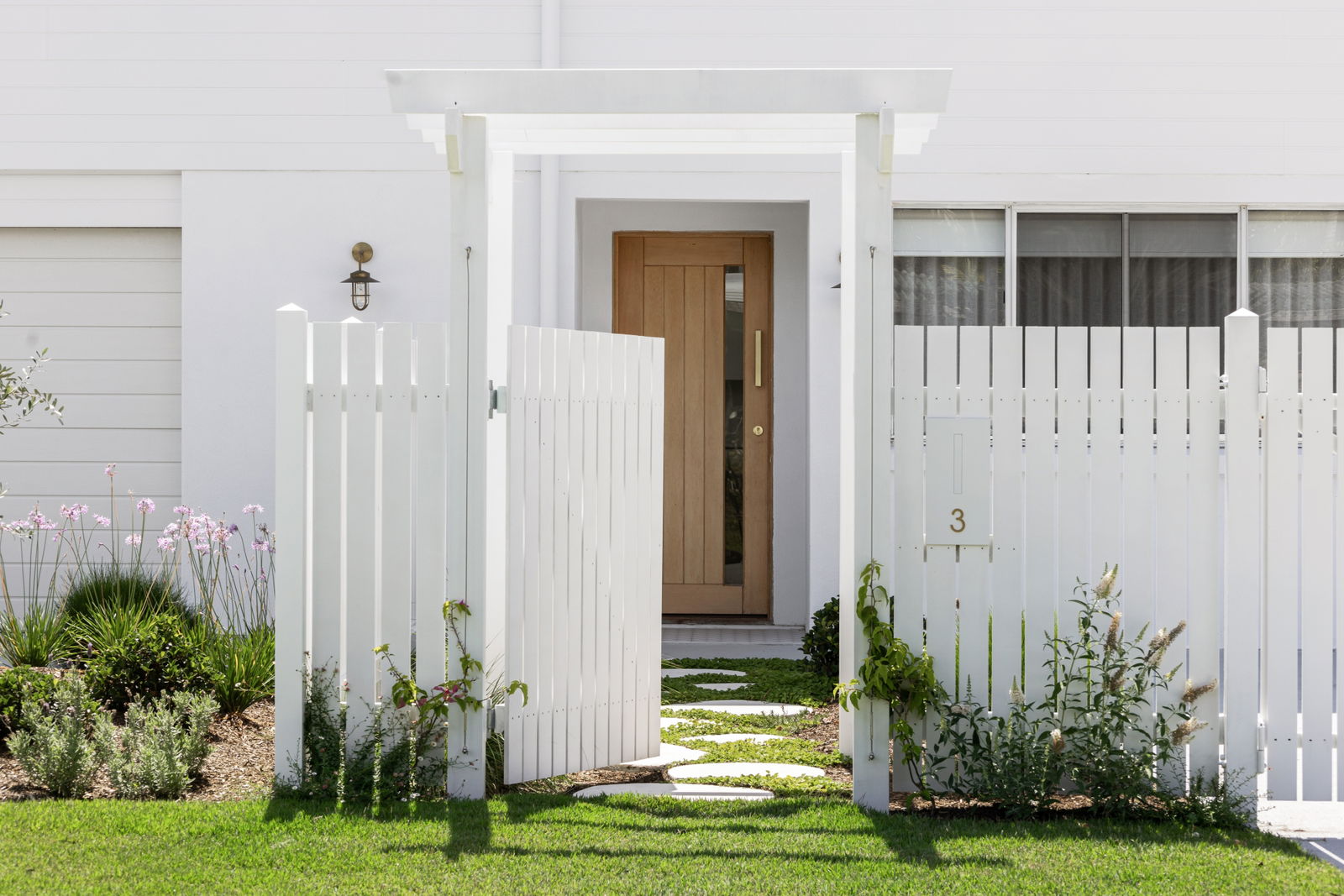 Main listing image for 3 Barwon Street, Currimundi  QLD  4551