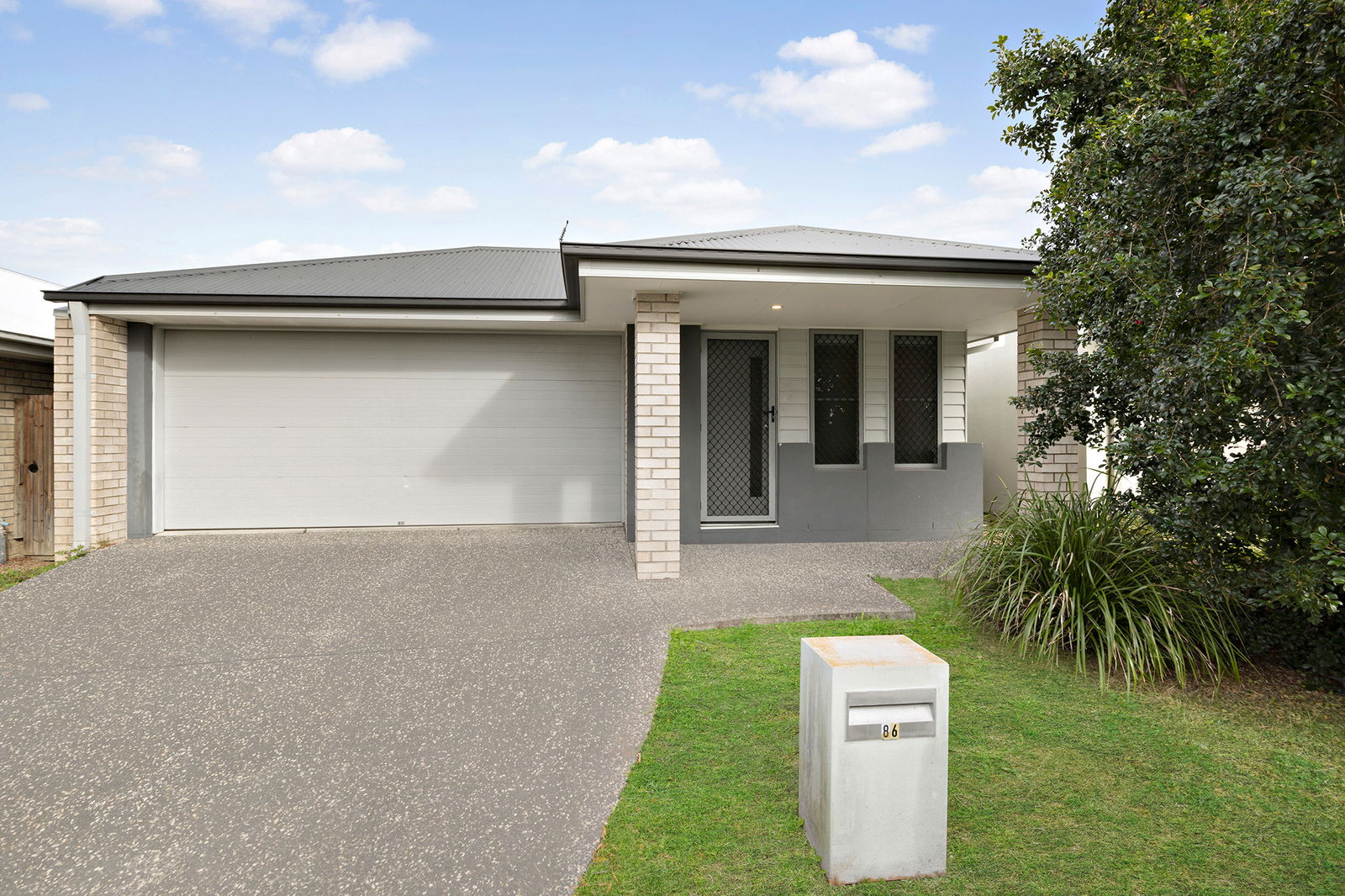 Main listing image for 86 Huntingdale Street, Leichhardt  QLD  4305