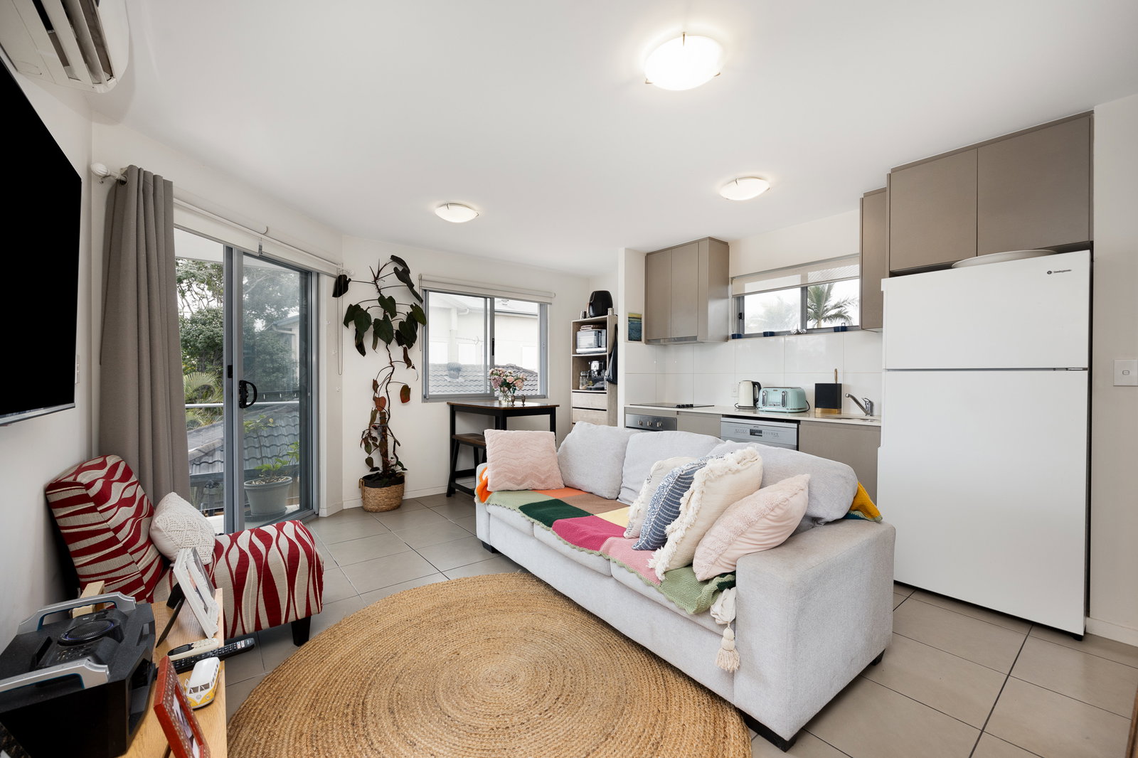 13/14 Rose Street, Southport, QLD, 4215, Southport - Thumbnail 4