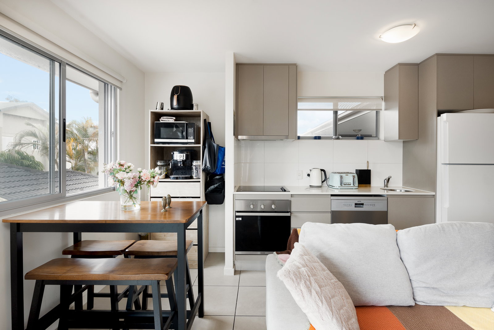 13/14 Rose Street, Southport, QLD, 4215, Southport - Thumbnail 2