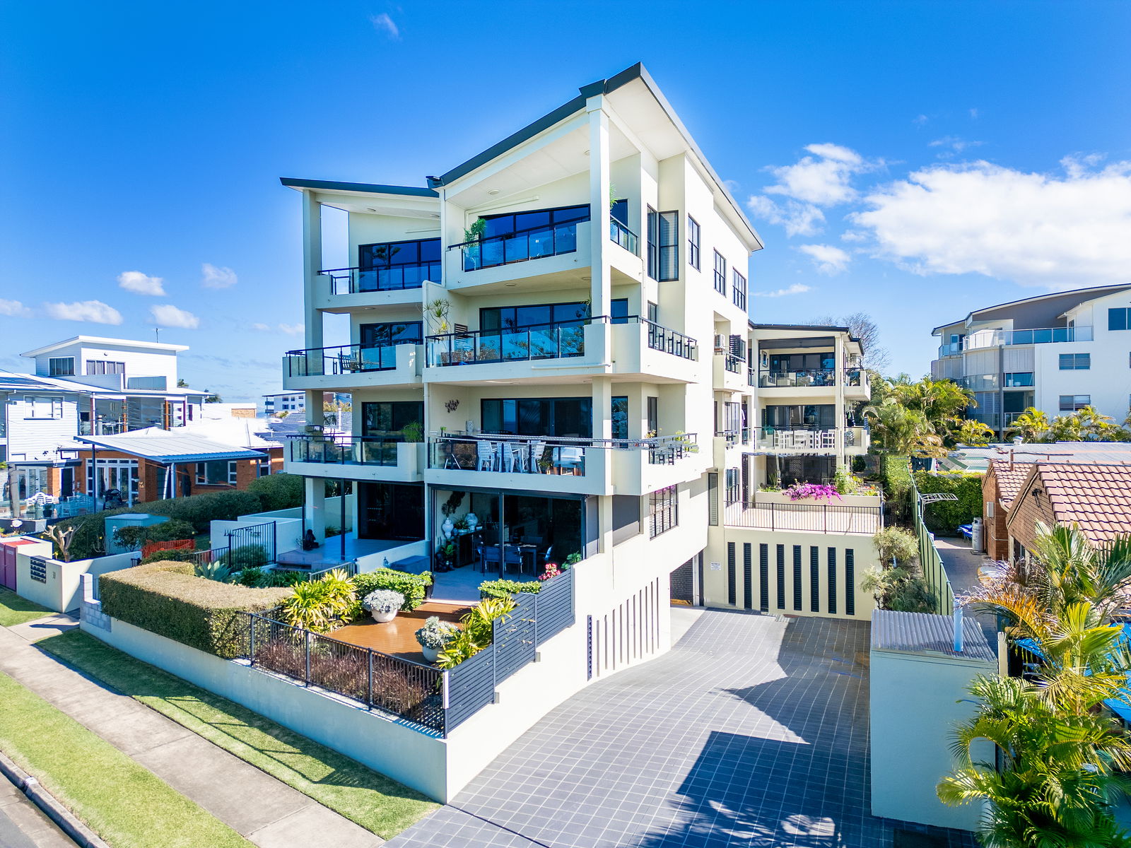 Main listing image for 2/30 Gayundah Esplanade, Woody Point  QLD  4019