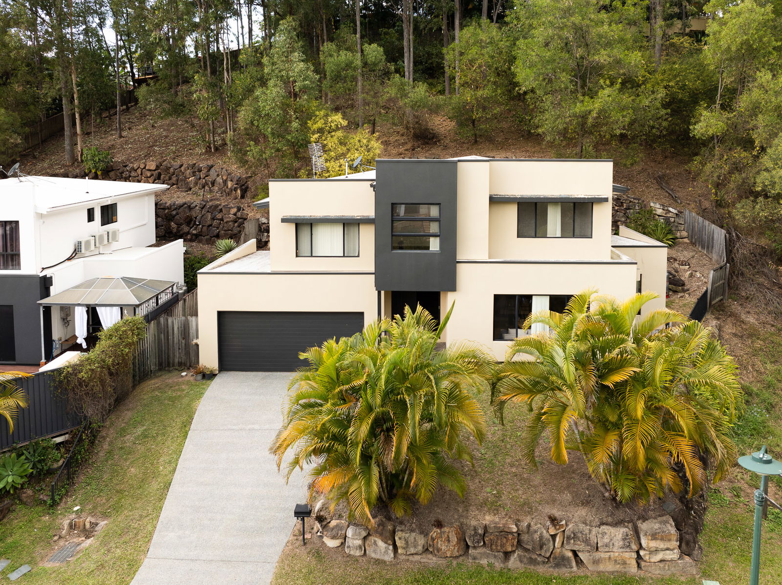 Main listing image for 8 Gellert Close, Maudsland  QLD  4210