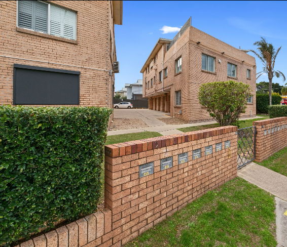 Main listing image for 10/102 Hornibrook Esplanade, Clontarf  QLD  4019