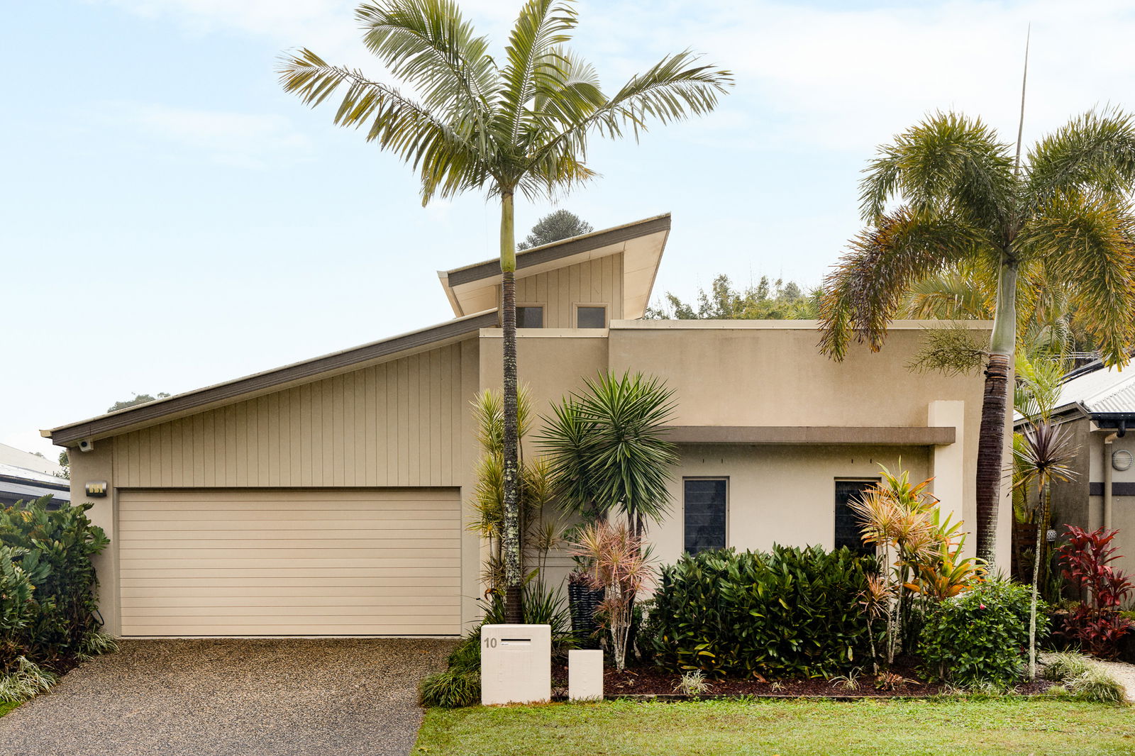 Main listing image for 10 Birdwing Crescent, Kallangur  QLD  4503