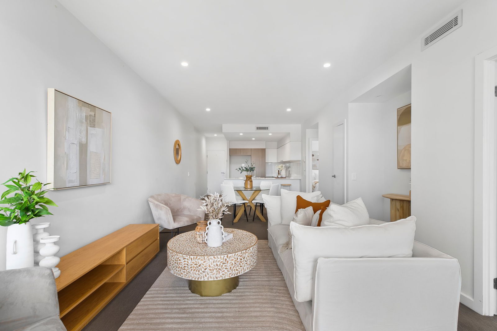 Main listing image for 104/24 Bromley Street, Kangaroo Point  QLD  4169