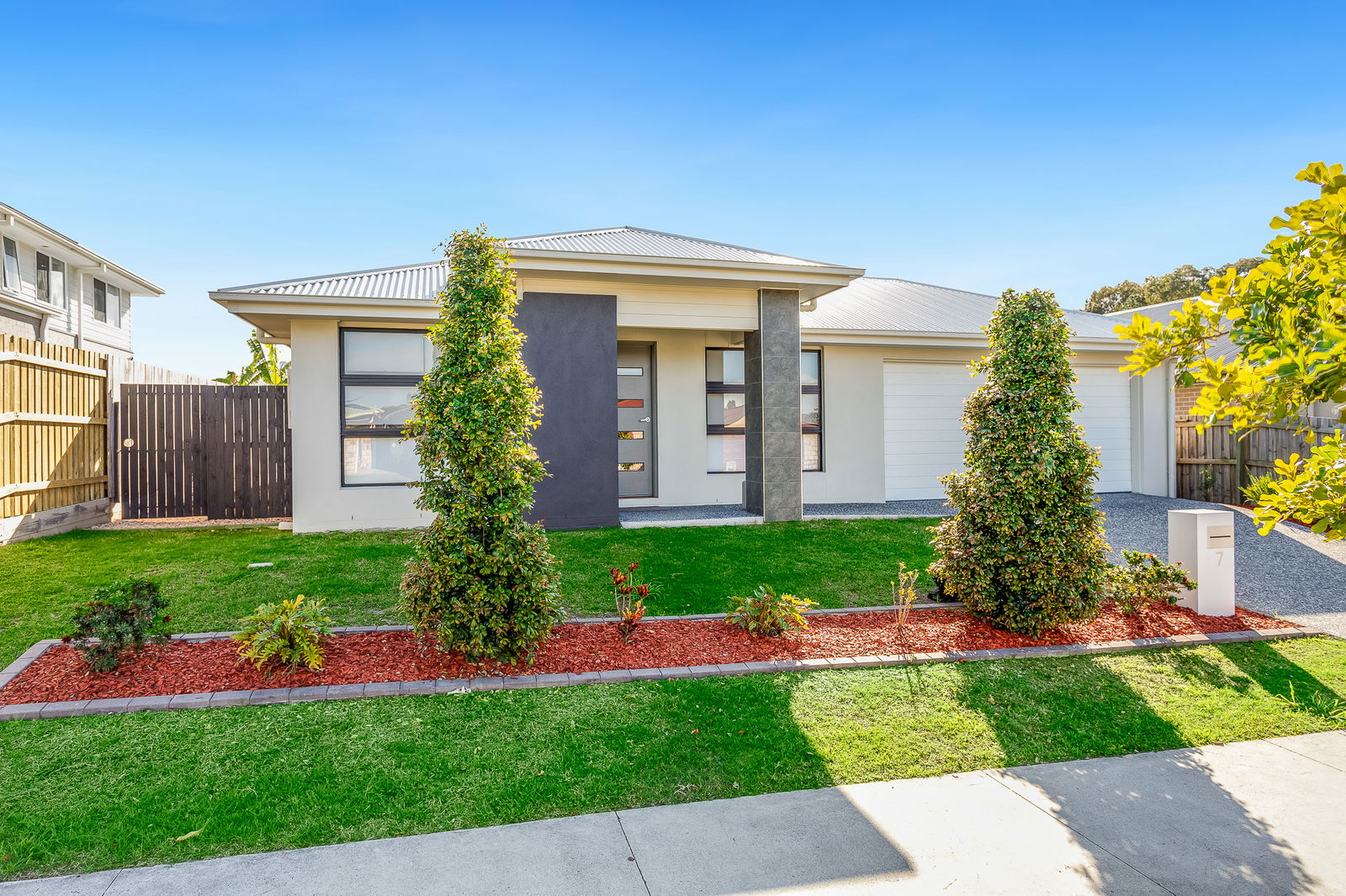 Main listing image for 7 Glanville Street, Rothwell  QLD  4022