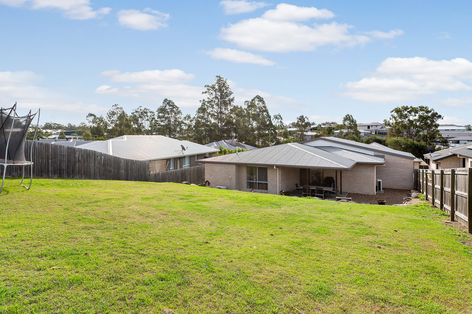 14 Dee Street, Deebing Heights, QLD, 4306, Deebing Heights - Thumbnail 4