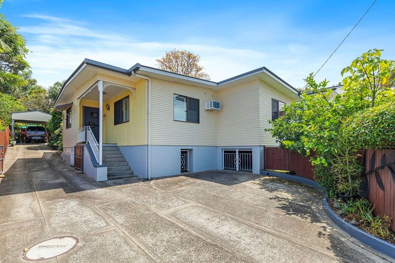 Main listing image for 1054 Anzac Avenue, Petrie  QLD  4502