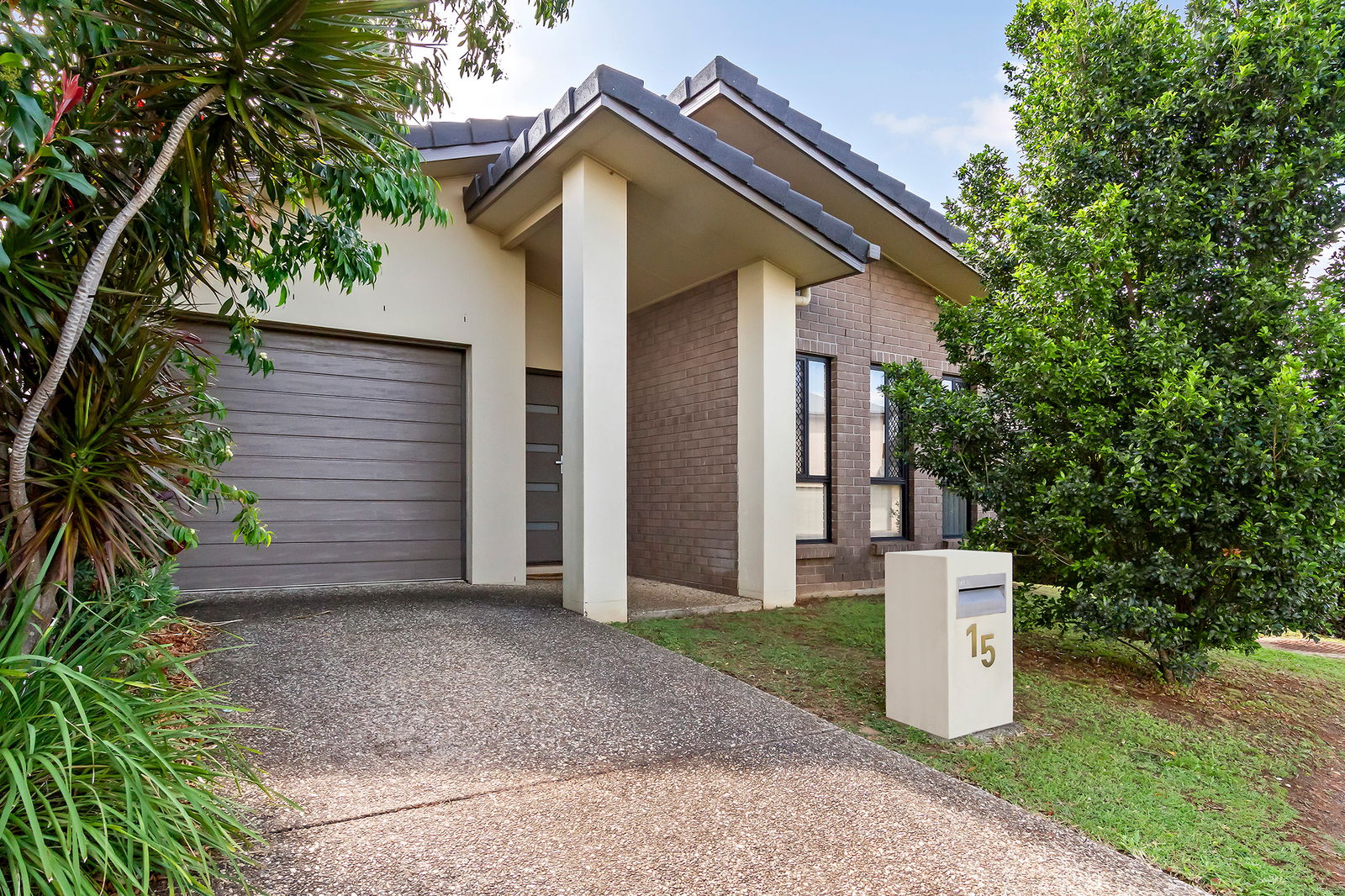 Main listing image for 15 Manhattan Crescent, North Lakes  QLD  4509