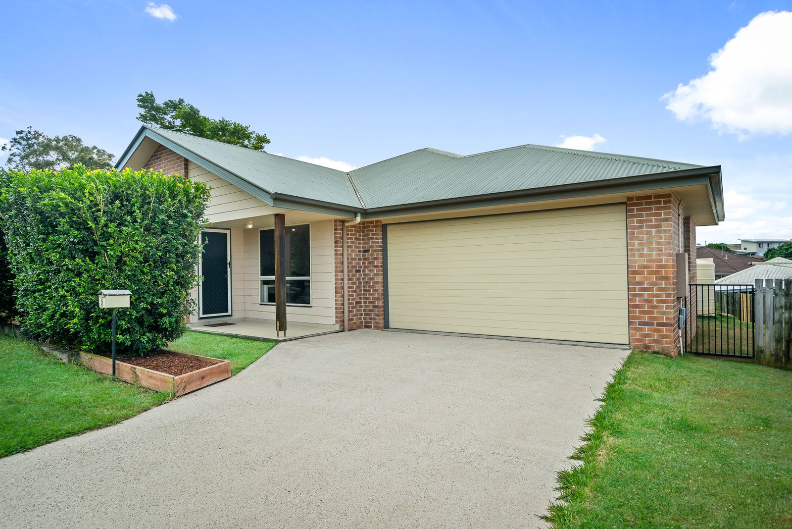Main listing image for 5 Fairlie Court, Kallangur  QLD  4503
