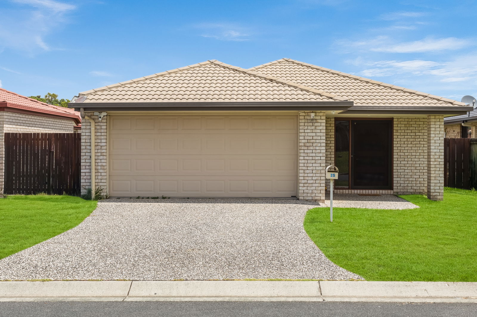 Main listing image for 25 Hubner Drive, Rothwell  QLD  4022