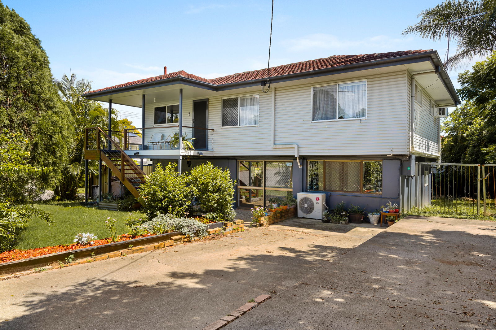 Main listing image for 2 Mia Street, Kallangur  QLD  4503