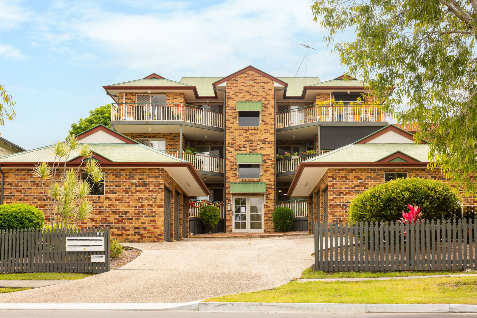Main listing image for 2/45 Mclay Street, Coorparoo  QLD  4151