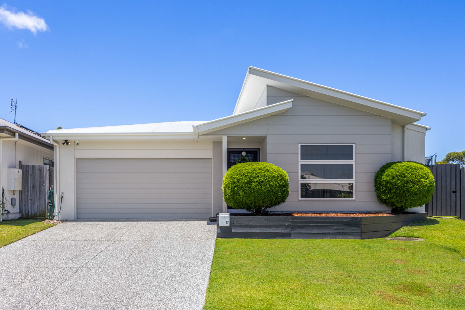 Main listing image for 37 Auburn Street, Caloundra West  QLD  4551
