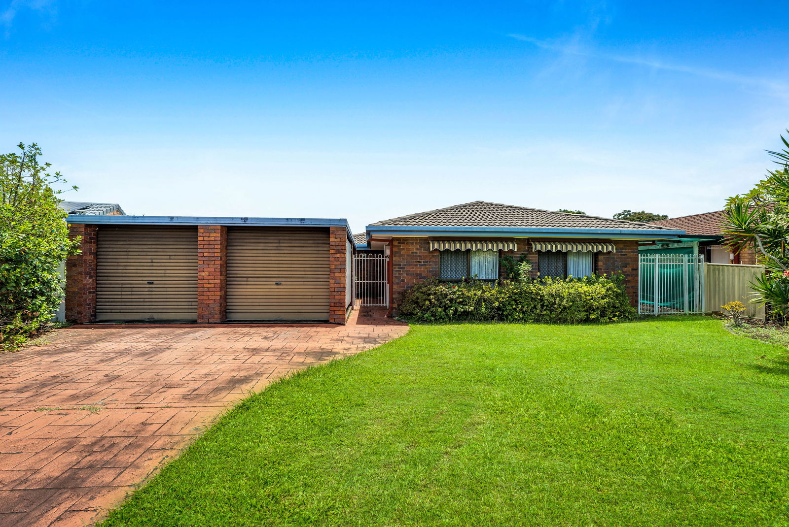 Main listing image for 24 Tanglewood Street, Runcorn  QLD  4113